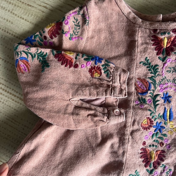 Tuchinda Embroidered Long Sleeve Blouse Kids Size 4 - Picture 6 of 9